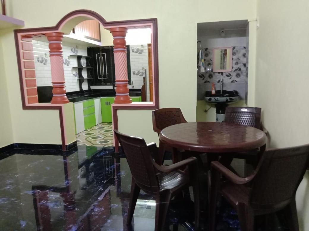 Vian Homestay Honāvar Exterior foto